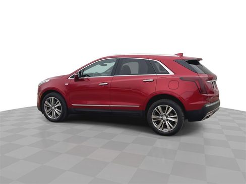Used 2024 Cadillac XT5 Premium Luxury image 6