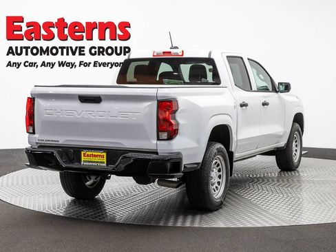 Used 2023 Chevrolet Colorado W/T RWD image 5