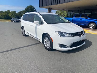 Used 2018 Chrysler Pacifica Touring-L