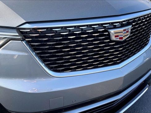 Used 2023 Cadillac XT6 Premium Luxury FWD image 35