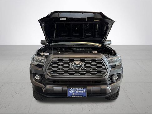 Used 2023 Toyota Tacoma TRD Sport w/ Black Out Package (TMS) AWD/4WD image 4