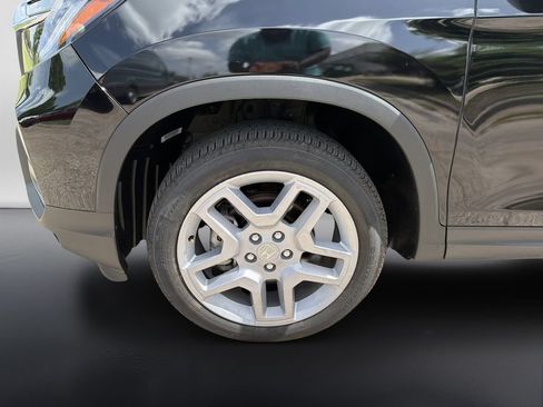 Used 2025 Honda Passport EX-L image 9