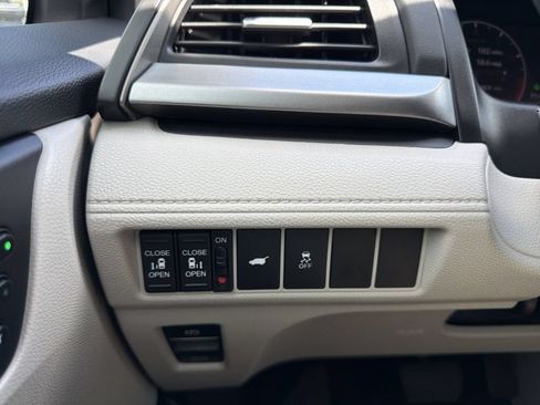 Used 2026 Honda Odyssey EX-L image 28