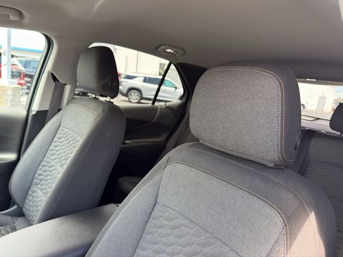 Used 2018 Chevrolet Equinox LT FWD image 27