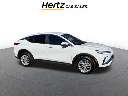 Used 2025 Buick Envista Preferred image 1