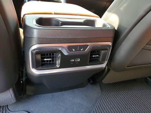 Used 2024 GMC Sierra 1500 Denali Ultimate AWD/4WD image 16