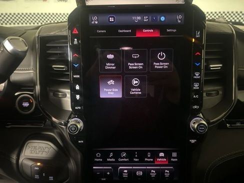 New 2026 RAM 2500 Limited AWD/4WD image 27