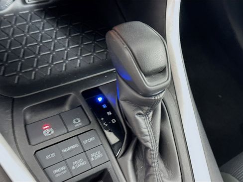 Used 2024 Toyota RAV4 LE image 24