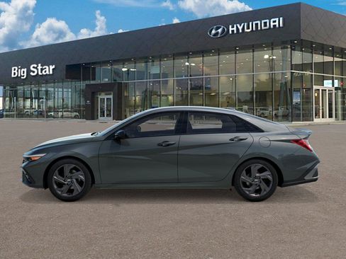 New 2026 Hyundai Elantra Sport image 3