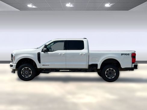 Used 2024 Ford F250 Lariat w/ Lariat Ultimate Package AWD/4WD image 2