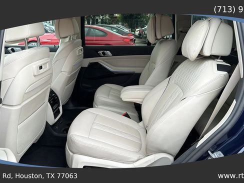 Used 2021 BMW X7 xDrive40i AWD/4WD image 32