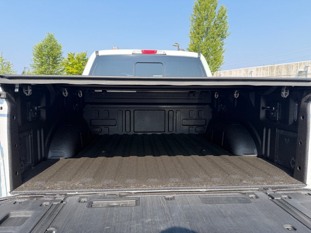 Used 2024 Ford F150 Lariat w/ Bed Utility Package AWD/4WD image 35