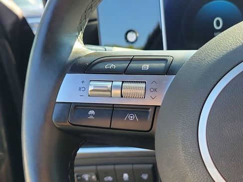 Used 2025 Hyundai Santa Cruz Limited AWD/4WD image 25