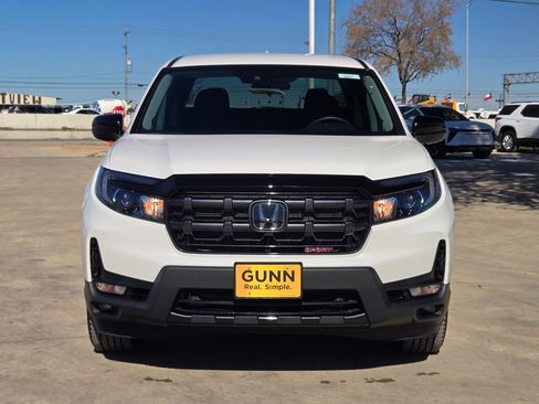 Used 2025 Honda Ridgeline Sport image 8