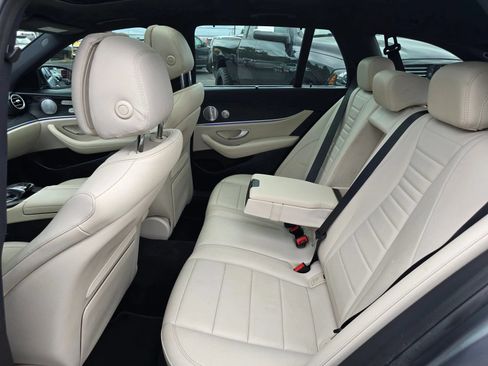 Used 2019 Mercedes-Benz E 450 4MATIC Wagon image 17