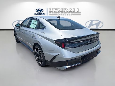 New 2026 Hyundai Sonata SEL FWD image 3