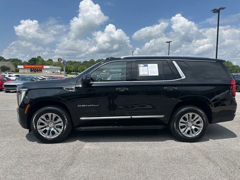 Used 2025 GMC Yukon Denali AWD/4WD image 4