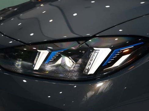 Used 2025 BMW M4 Coupe w/ Executive Package image 37