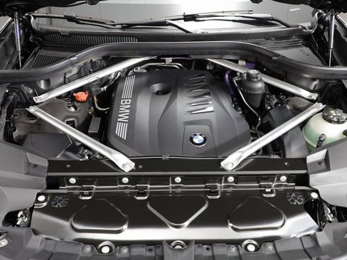 New 2026 BMW X7 xDrive40i w/ M Sport Package image 24