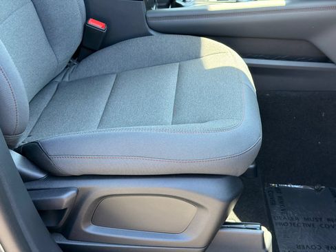 New 2026 Ford Explorer Active AWD/4WD image 12
