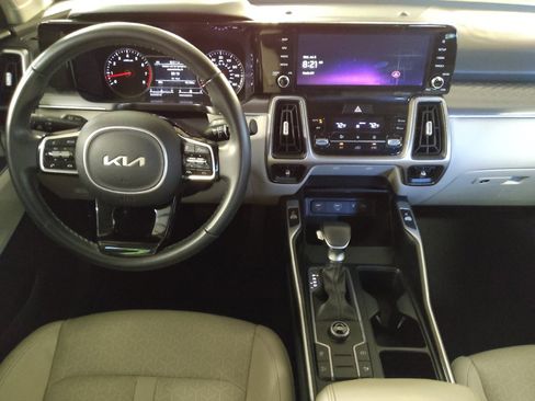 Used 2023 Kia Sorento S FWD image 22