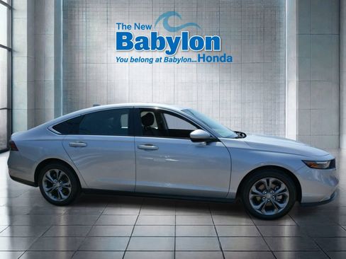 Used 2023 Honda Accord EX image 5