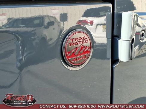 Used 2026 Jeep Wrangler Unlimited Rubicon AWD/4WD image 10