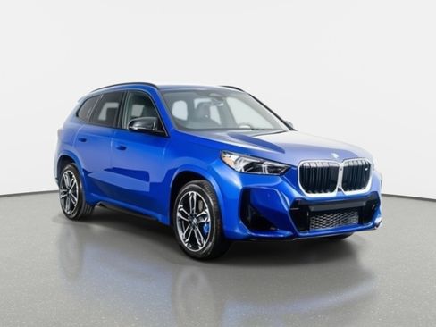 Used 2025 BMW X1 M35i image 4