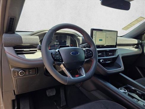 New 2026 Ford Explorer ST image 3