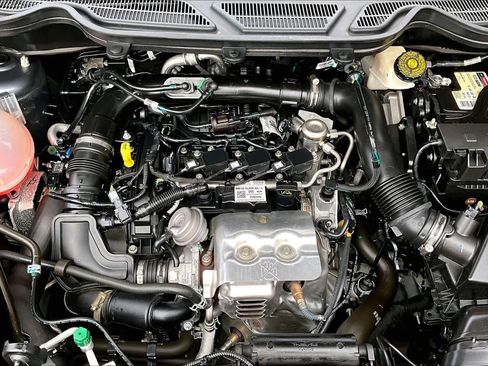 Used 2021 Ford EcoSport SE image 32