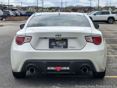 Used 2016 Scion FR-S image 5