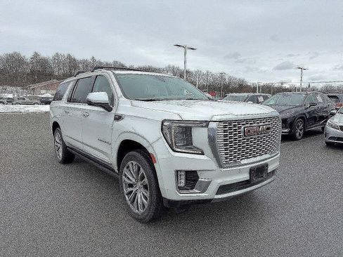 Used 2021 GMC Yukon XL Denali w/ Denali Ultimate Package image 6