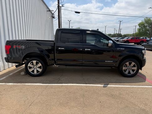 Used 2019 Ford F150 Platinum w/ Equipment Group 701A Luxury AWD/4WD image 11