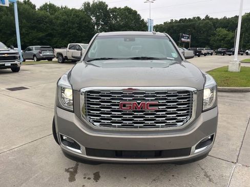 Used 2019 GMC Yukon Denali w/ Denali Ultimate Package RWD image 9