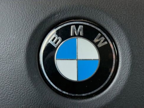 Used 2023 BMW X5 sDrive40i w/ Luxury Seating Package RWD image 5