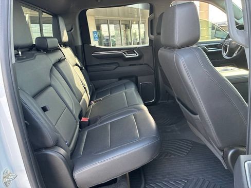 Used 2022 Chevrolet Silverado 1500 LTZ AWD/4WD image 22