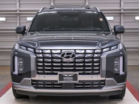 Used 2023 Hyundai Palisade Calligraphy FWD image 4
