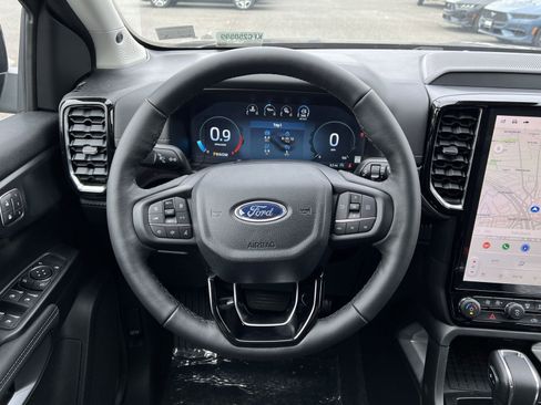 New 2025 Ford Ranger Lariat w/ FX4 Off-Road Package image 16