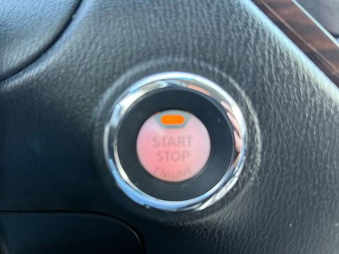 Used 2015 Nissan Pathfinder SL w/ SL Tech Package image 20