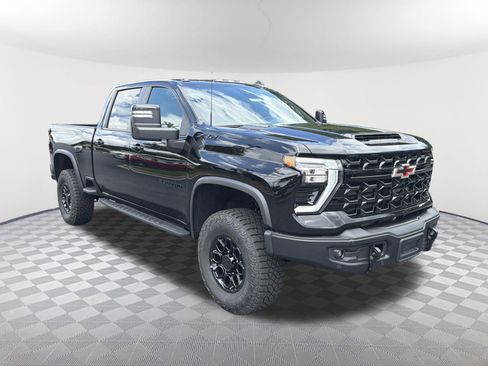 New 2026 Chevrolet Silverado 2500 ZR2 w/ ZR2 Bison Edition AWD/4WD image 3