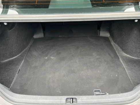Used 2024 Toyota Camry SE w/ Convenience Package FWD image 10