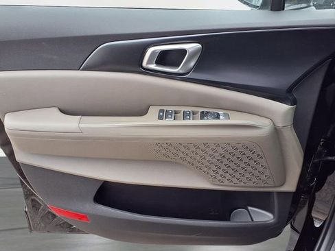 New 2026 Kia Carnival FWD image 15
