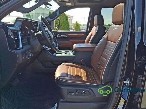 Used 2024 GMC Sierra 2500 Denali Ultimate w/ Max Trailering Package AWD/4WD image 14