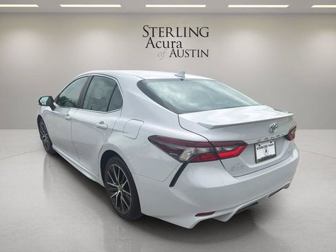 Used 2024 Toyota Camry SE FWD image 7