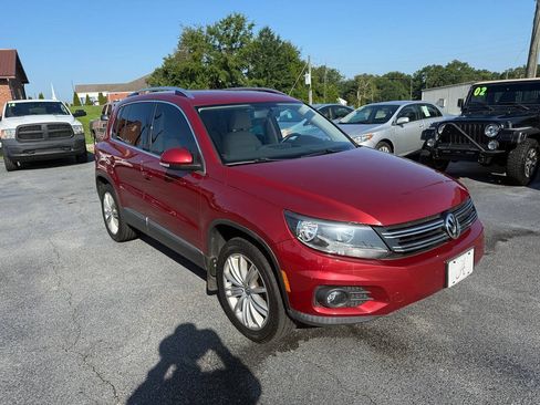 Used 2014 Volkswagen Tiguan SE AWD/4WD image 2