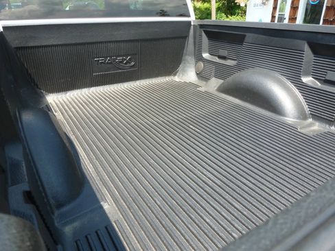 Used 2009 Ford F150 XLT AWD/4WD image 9