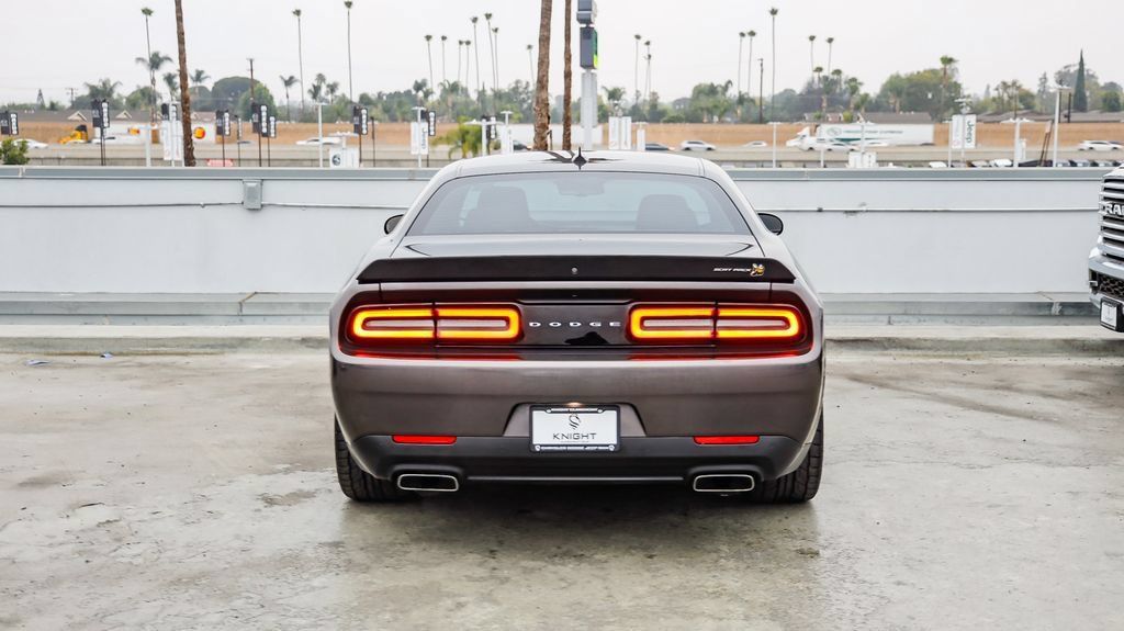 Used 2022 Dodge Challenger R/T Scat Pack RWD image 8