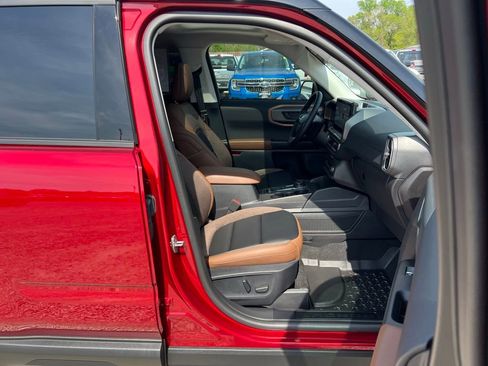 Used 2025 Ford Bronco Sport Outer Banks w/ Outer Banks Tech Package+ image 23