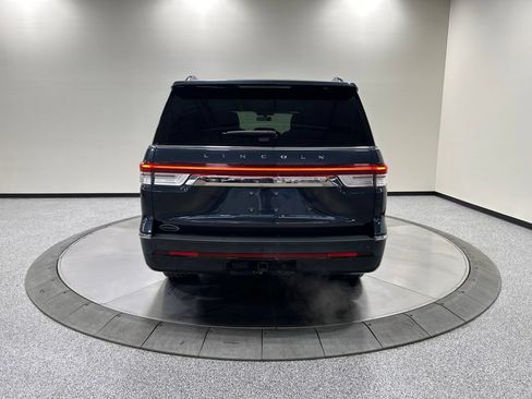 Certified 2024 Lincoln Navigator L Reserve AWD/4WD image 7