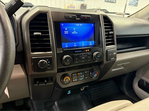 Used 2022 Ford F250 XL w/ Power Equipment Group image 13